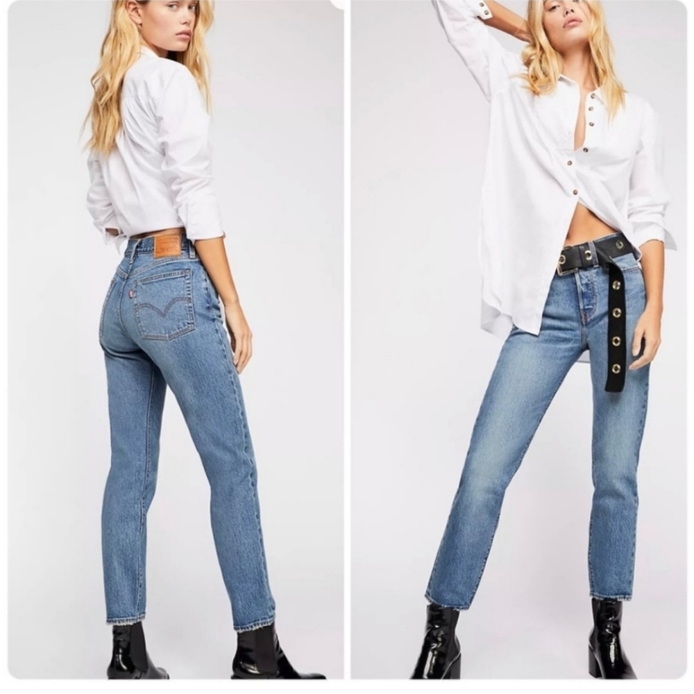 LEVI'S WEDGIE Size 28